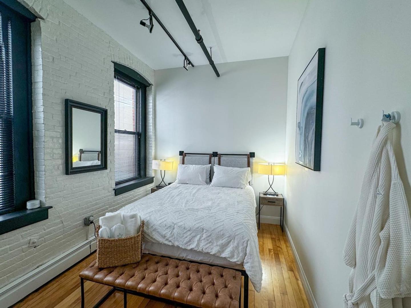 Apartment Open-concept 2br Loft In The Heart Of Back Bay Boston
