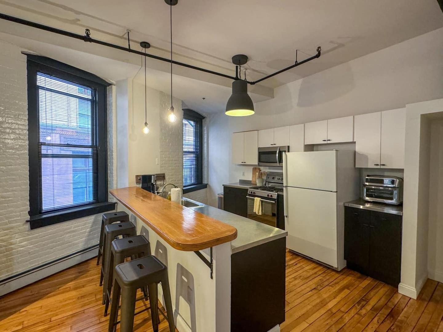 Open-concept 2br Loft In The Heart Of Back Bay Boston